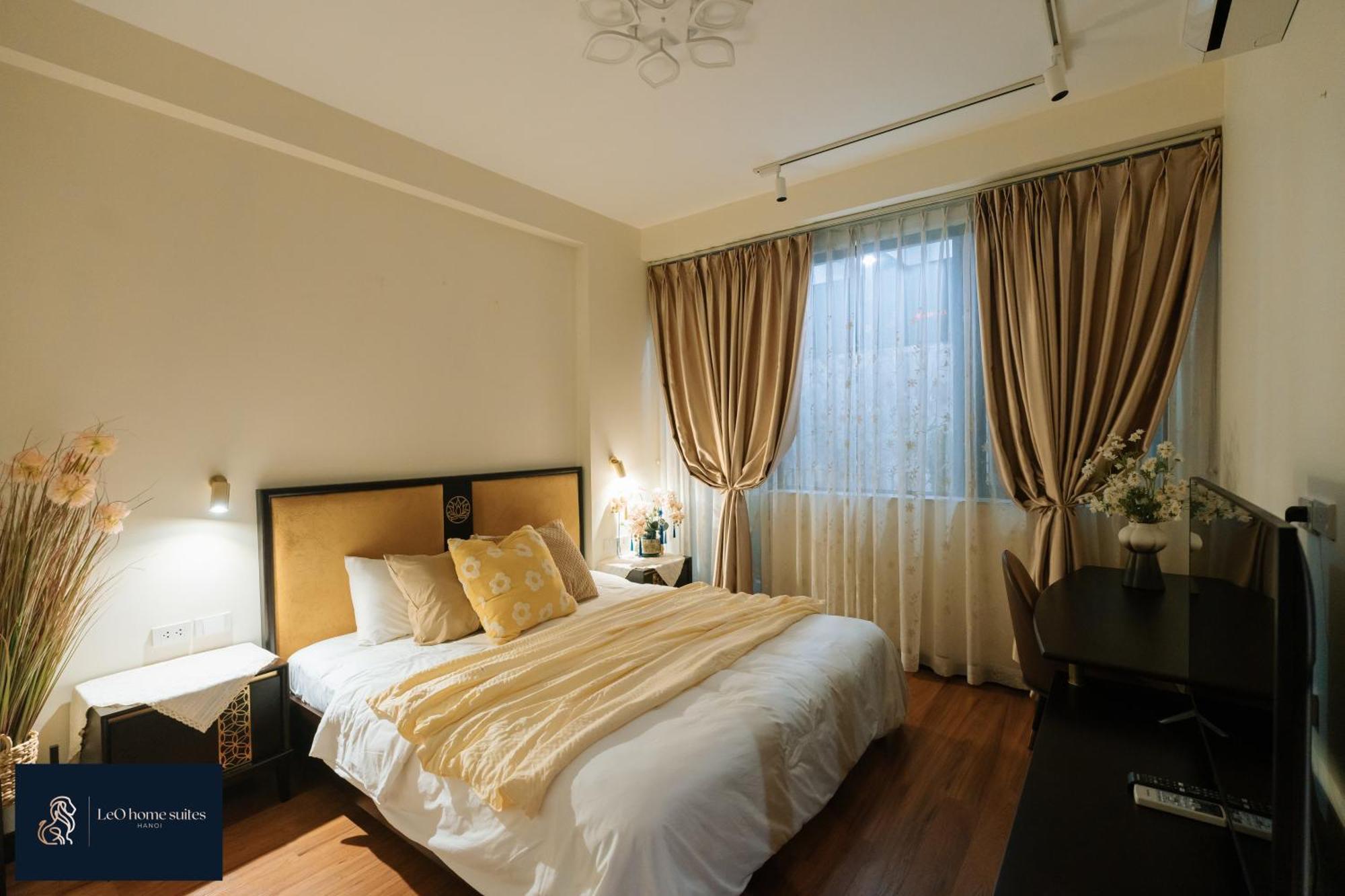 Home Suites -Natural Light -Projector -Spacious - 2Br Incenter 하노이 외부 사진